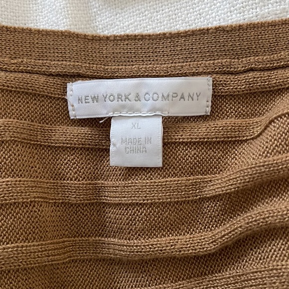 New York Co Sweater - Picture 4 of 4